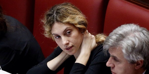 P.A.: IL MINISTRO MADIA FIRMA LA CIRCOLARE SUL DIMEZZAMENTO DI DISTACCHI E PERMESSI SINDACALI. Circolare Ministero Semplificazione 20/08/2014 n. 5