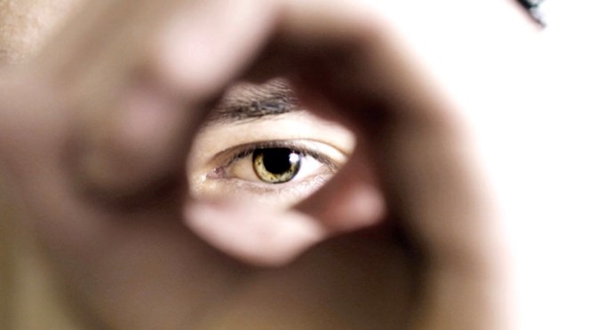 VIETATO SPIARE LA MOGLIE! E SE SCOPRI CHE È INFEDELE, MEGLIO NON RACCONTARLO IN GIRO.